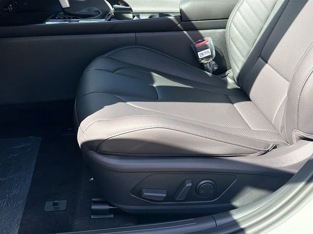 New 2026 Hyundai Elantra Limited image 20