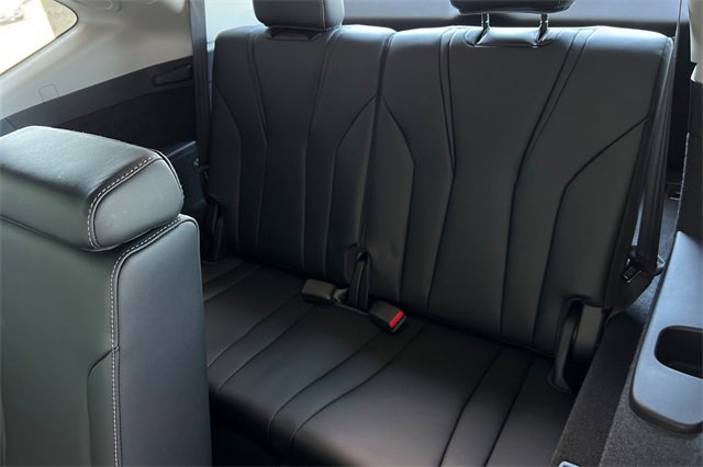 Certified 2025 Acura MDX w/ Technology Package image 17