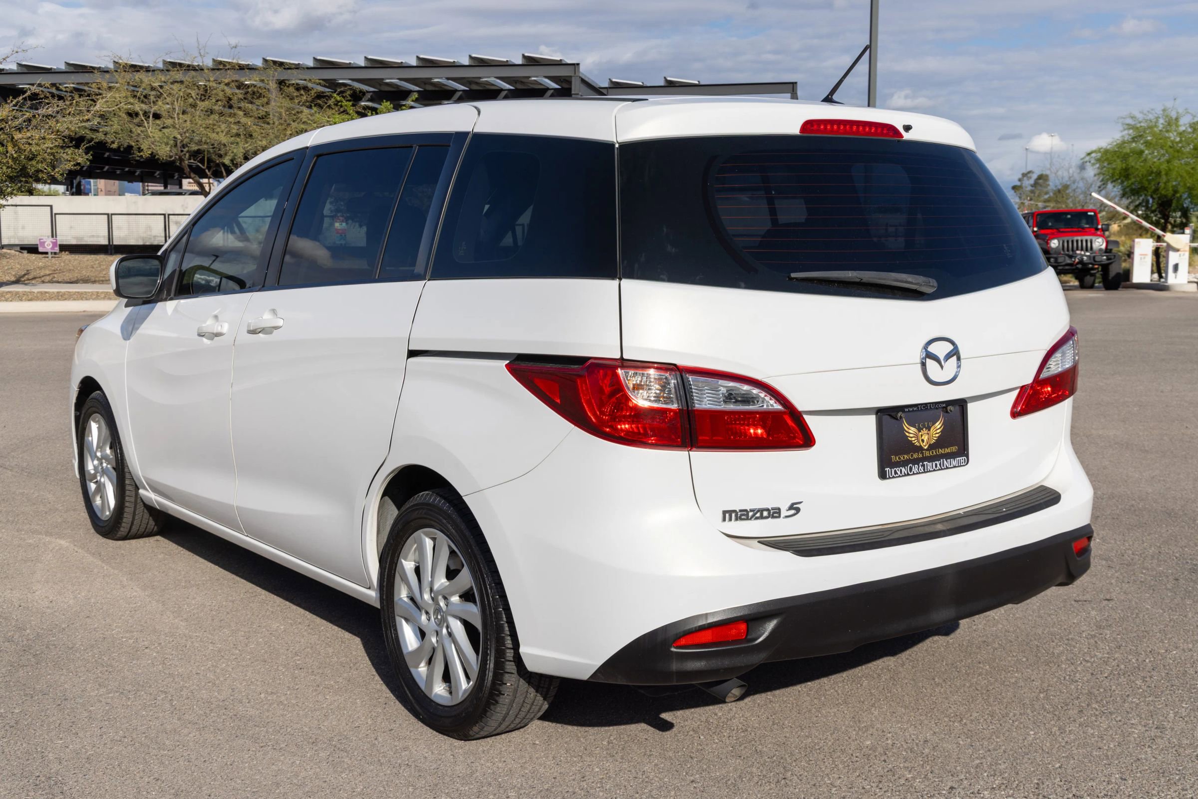 Used 2012 MAZDA MAZDA5 Sport image 3
