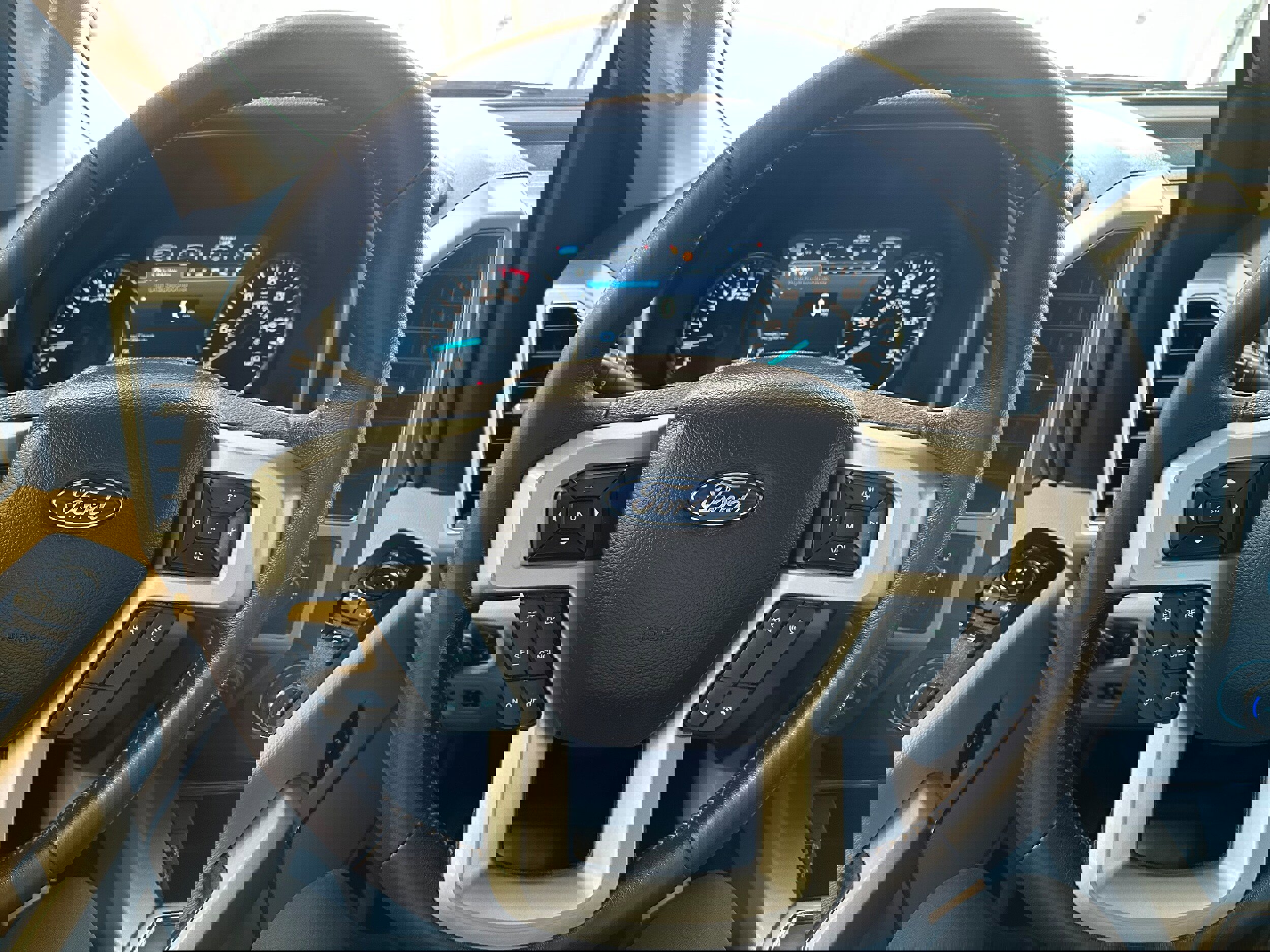 Used 2019 Ford F150 Lariat image 22