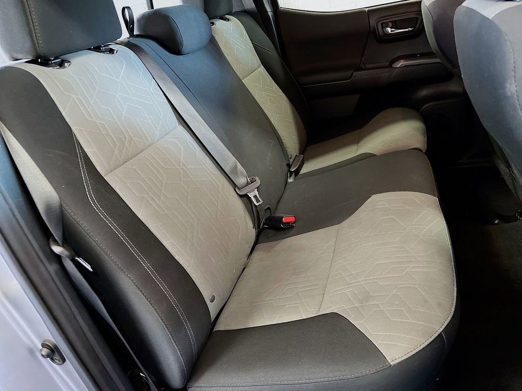 Used 2021 Toyota Tacoma TRD Off-Road image 26