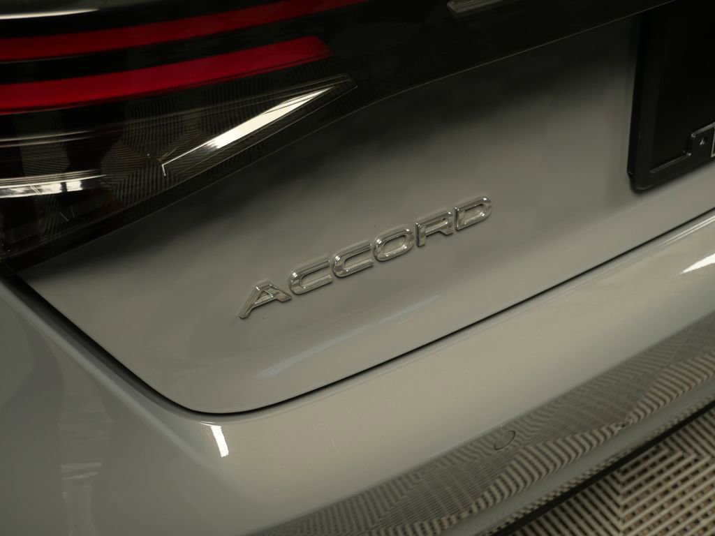 Used 2024 Honda Accord EX-L image 9