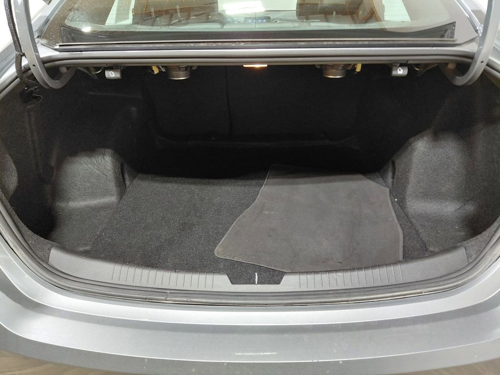 Used 2024 Chevrolet Malibu LT FWD image 47