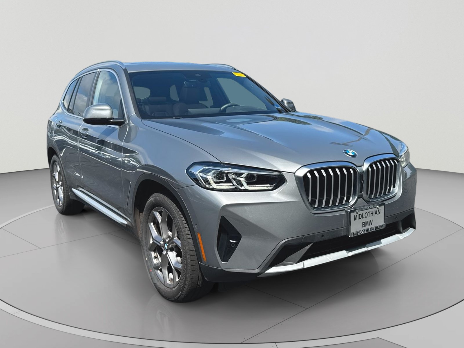 Used 2024 BMW X3 xDrive30i w/ Premium Package w/ZPA AWD/4WD image 3
