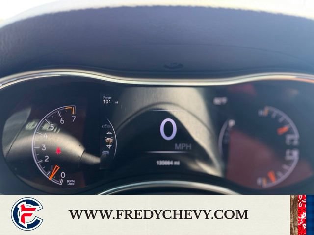Used 2016 Jeep Grand Cherokee Limited AWD/4WD image 11