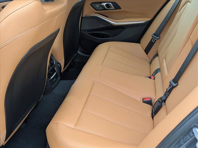 Certified 2026 BMW 330i xDrive Sedan w/ Premium Package AWD/4WD image 17