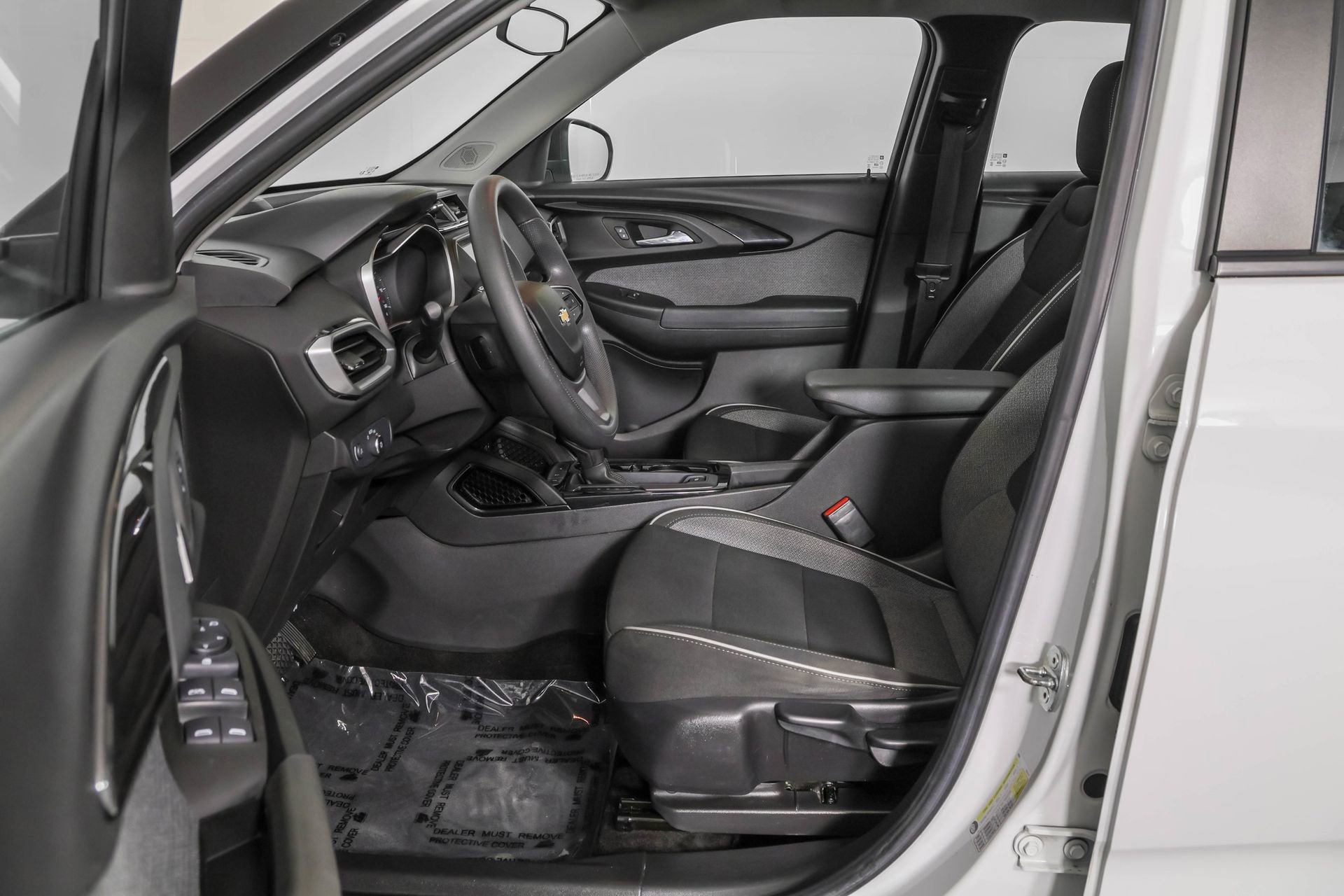 Used 2022 Chevrolet TrailBlazer LS FWD image 7