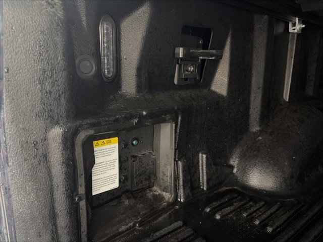 Used 2023 Ford F150 Lariat w/ Equipment Group 502A High image 39