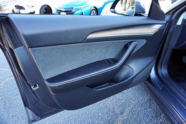 Used 2023 Tesla Model 3 Standard Range RWD image 24