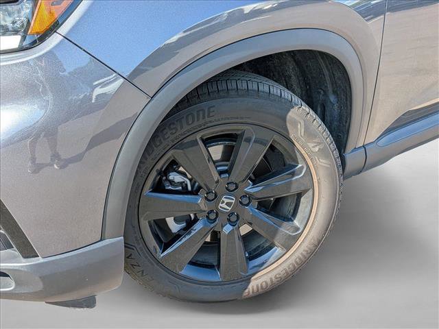 Used 2025 Honda Pilot Black Edition image 10