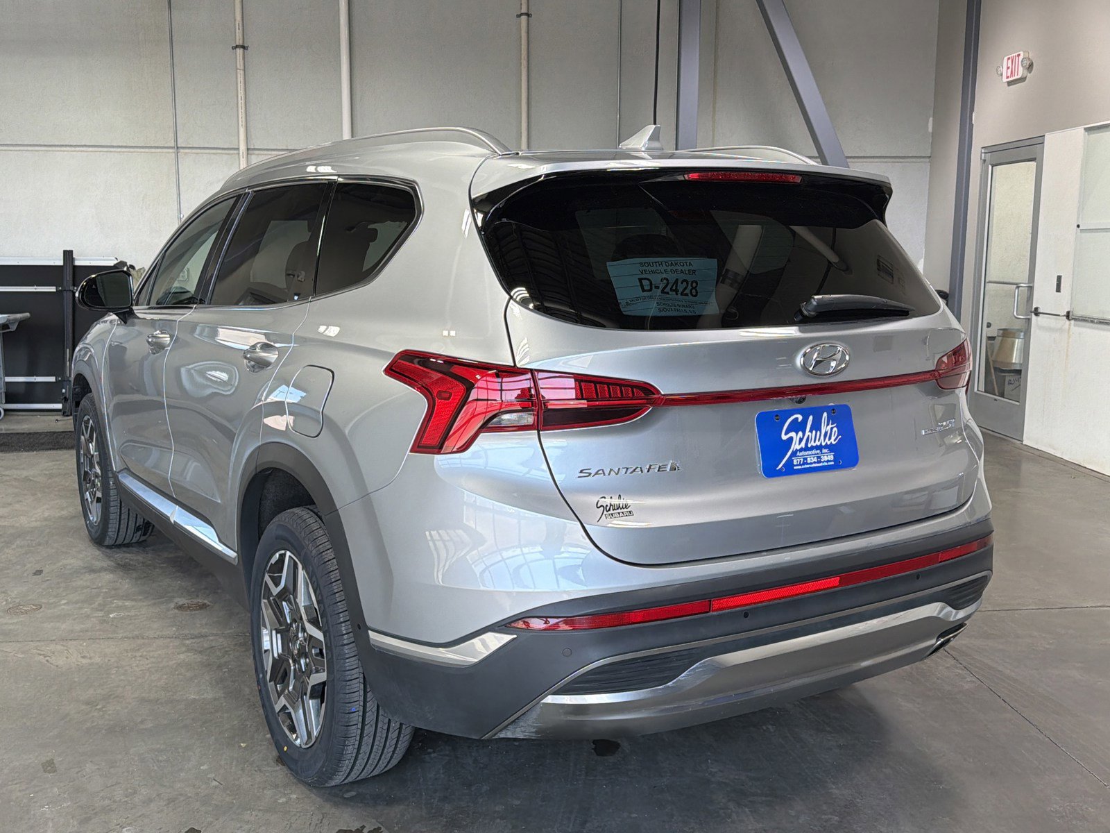 Used 2022 Hyundai Santa Fe Limited w/ Cargo Package image 5