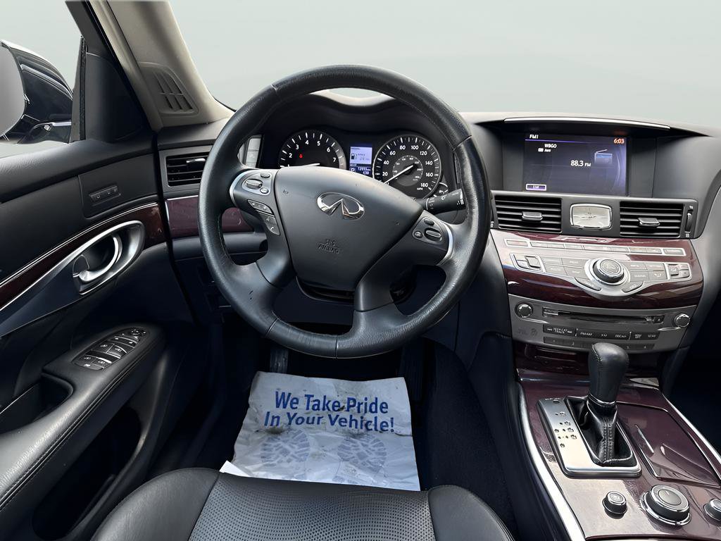 Used 2017 INFINITI Q70 L 3.7 AWD/4WD image 21