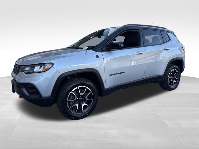 Used 2025 Jeep Compass Trailhawk AWD/4WD 360° Tour