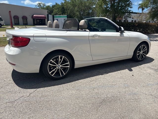 Used 2018 BMW 230i xDrive Convertible AWD/4WD image 4