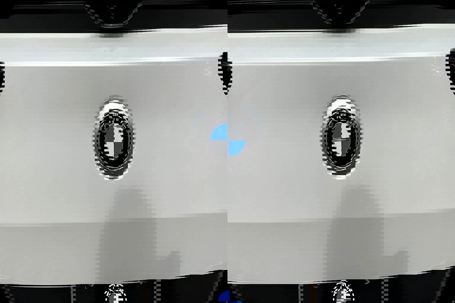 Certified 2025 BMW X2 xDrive28i image 9