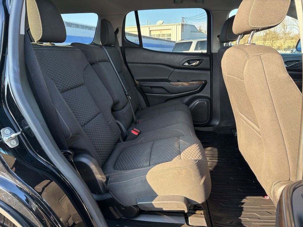 Used 2018 GMC Acadia SLE image 23