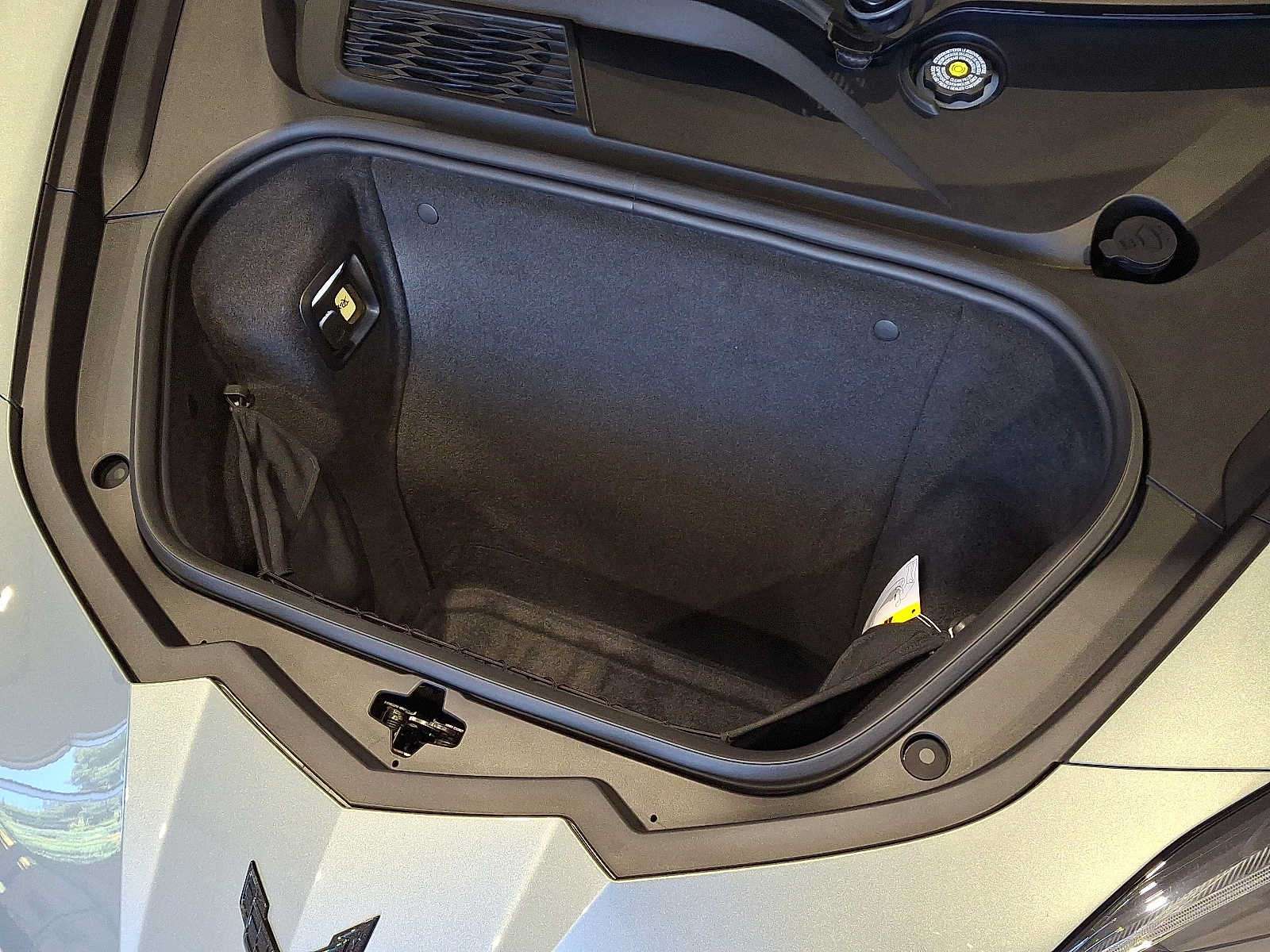 Used 2023 Chevrolet Corvette Stingray Preferred Conv w/ Stealth Interior Trim Package RWD image 27