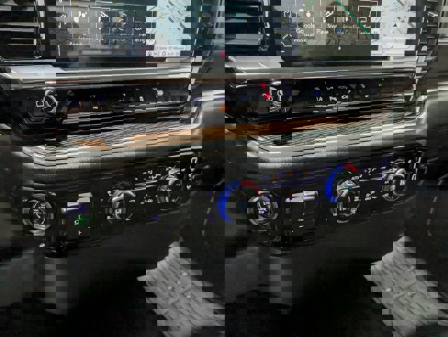 Used 2025 GMC Sierra 2500 SLE w/ SLE Value Package; image 29