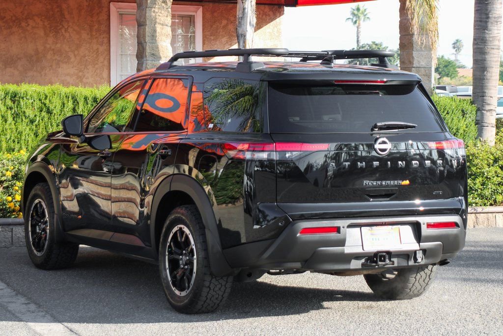 Used 2023 Nissan Pathfinder Rock Creek AWD/4WD image 6