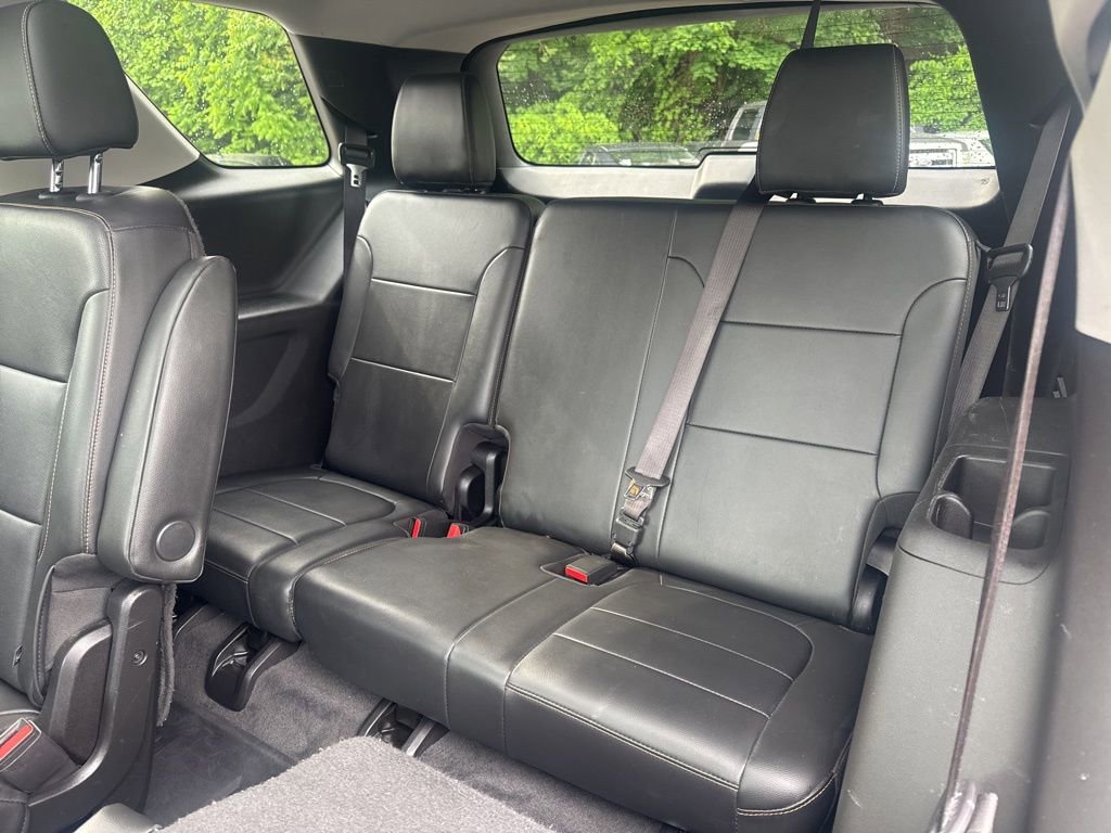 Used 2019 Chevrolet Traverse Premier w/ Redline Edition AWD/4WD image 23
