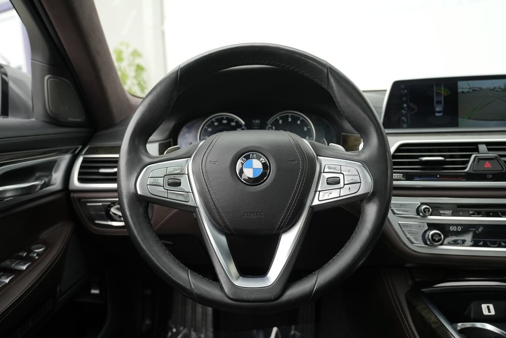 Used 2016 BMW 750i xDrive AWD/4WD image 51