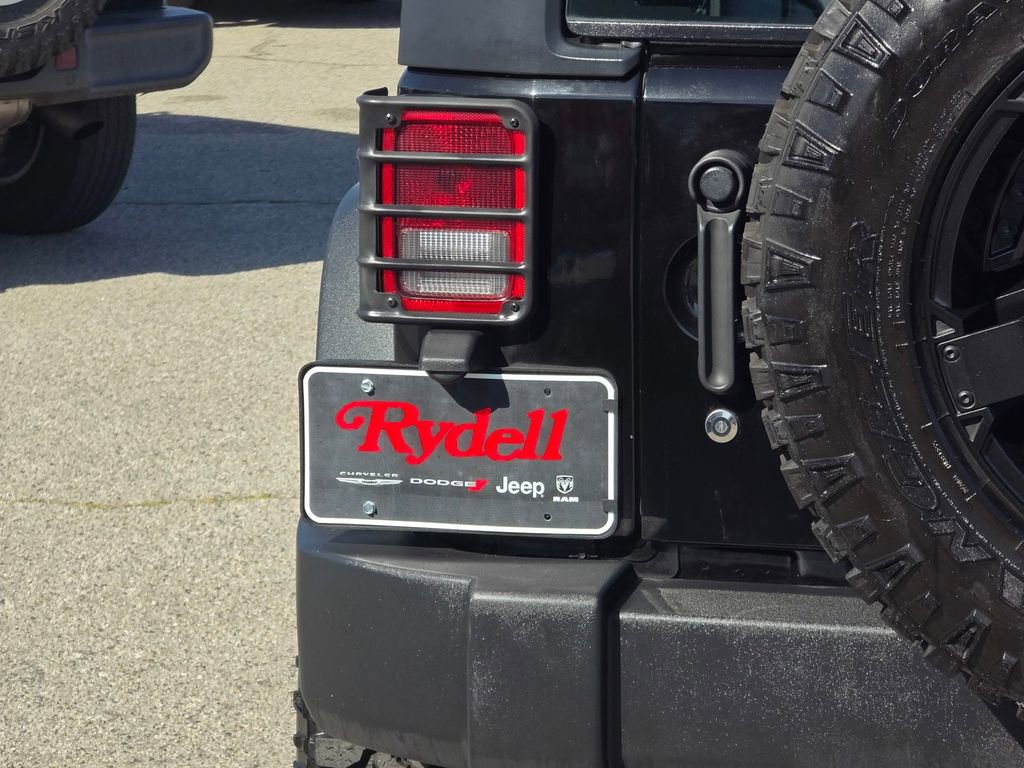 Used 2018 Jeep Wrangler Sport image 8