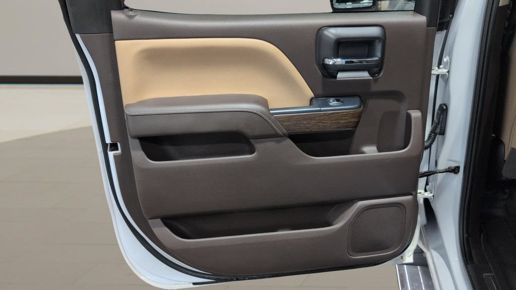 Used 2018 GMC Sierra 2500 Denali AWD/4WD image 19