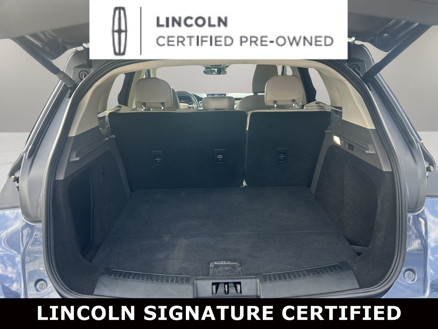 Certified 2022 Lincoln Corsair AWD w/ Premium Package image 7
