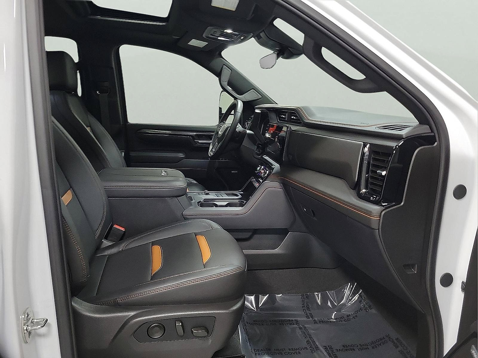 Used 2025 GMC Sierra 2500 AT4 w/ AT4 Premium Plus Package image 15