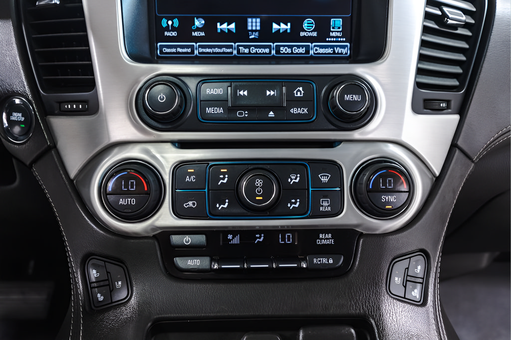 Used 2020 GMC Yukon SLT AWD/4WD image 16