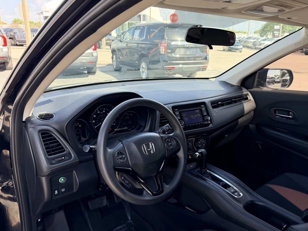 Used 2022 Honda HR-V LX image 19