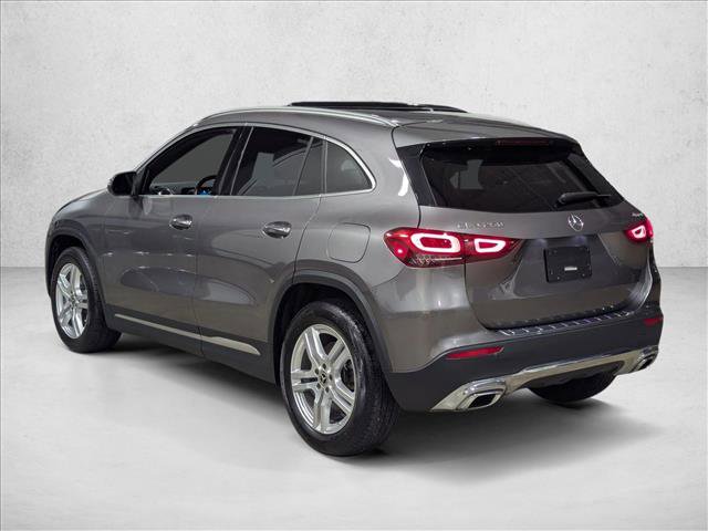Used 2023 Mercedes-Benz GLA 250 4MATIC w/ Premium Package image 8
