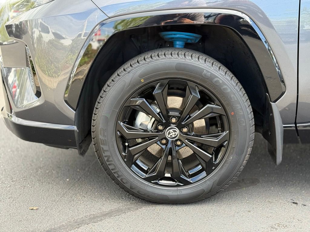 Certified 2025 Toyota RAV4 SE w/ Convenience Package AWD/4WD image 9