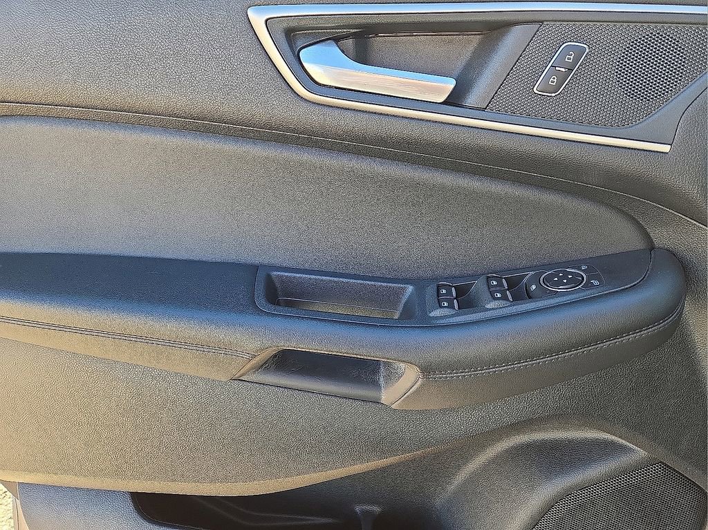 Used 2024 Ford Edge SEL image 22