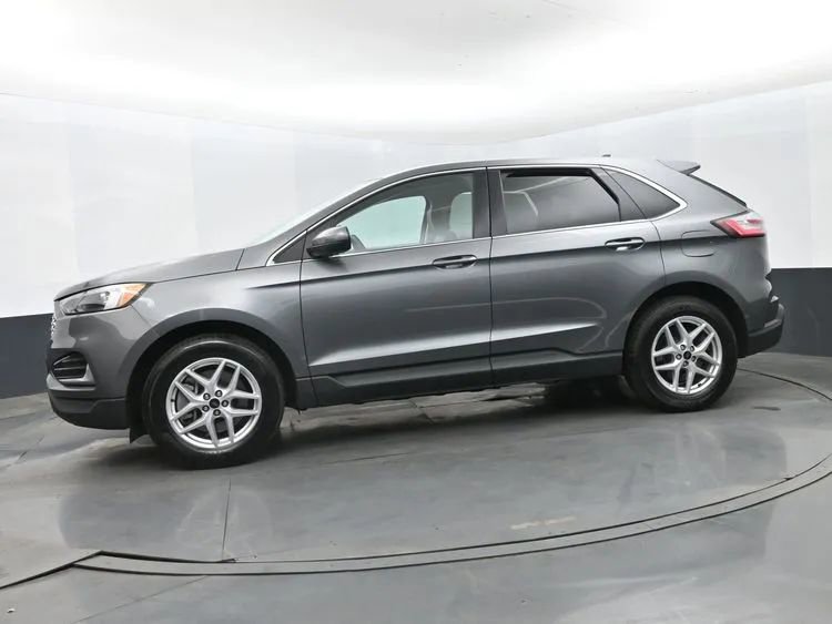 Used 2024 Ford Edge SEL AWD/4WD image 5