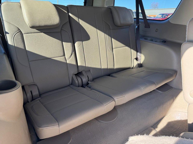 Used 2019 Chevrolet Suburban LT image 11