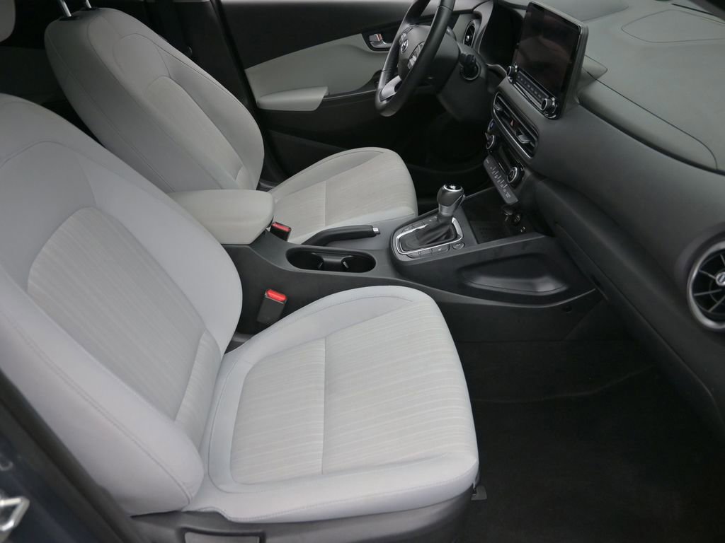 Used 2023 Hyundai Kona SEL w/ Convenience Package image 7
