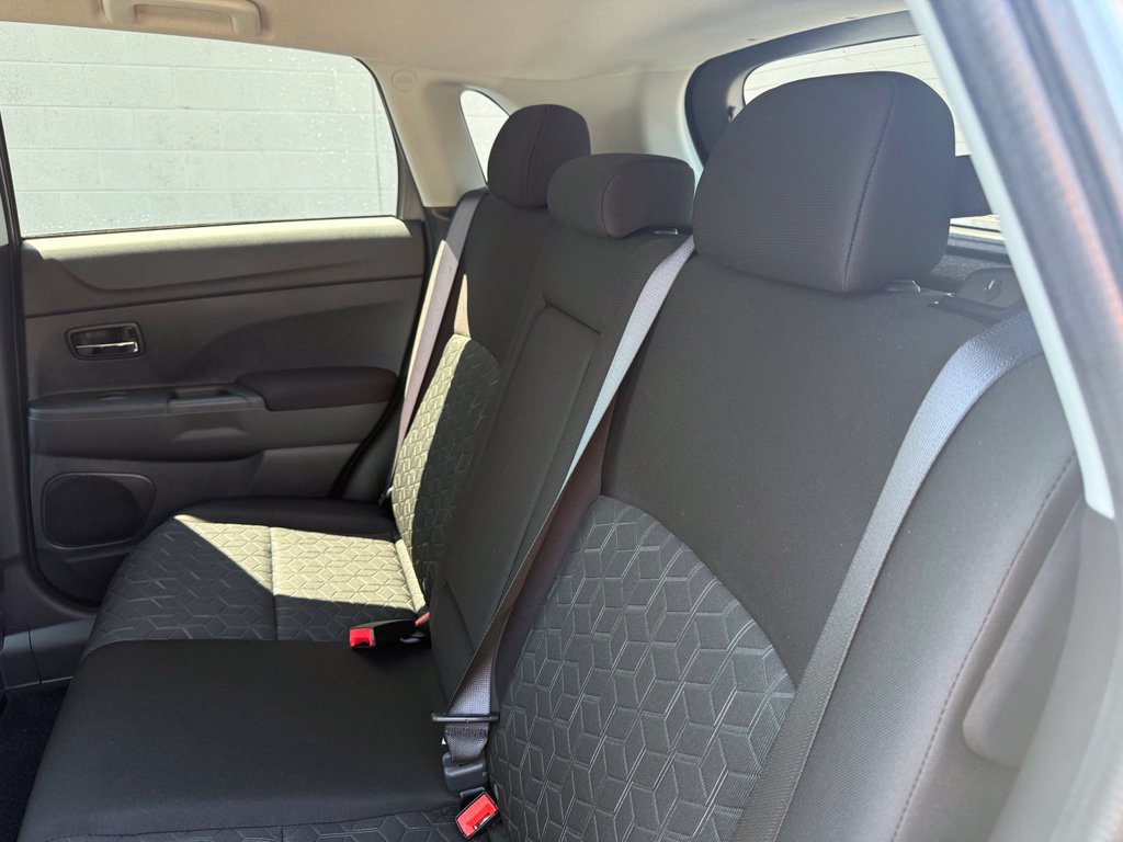 New 2026 Mitsubishi Outlander Sport LE AWD/4WD image 24