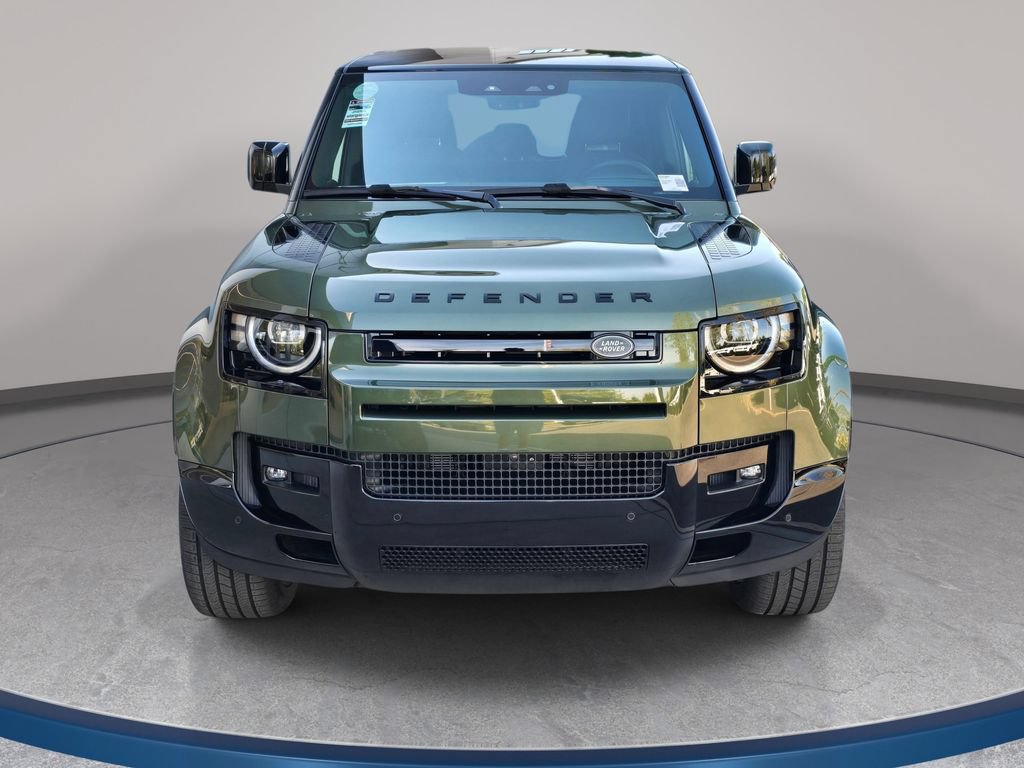 New 2026 Land Rover Defender 110 X-Dynamic SE AWD/4WD image 2