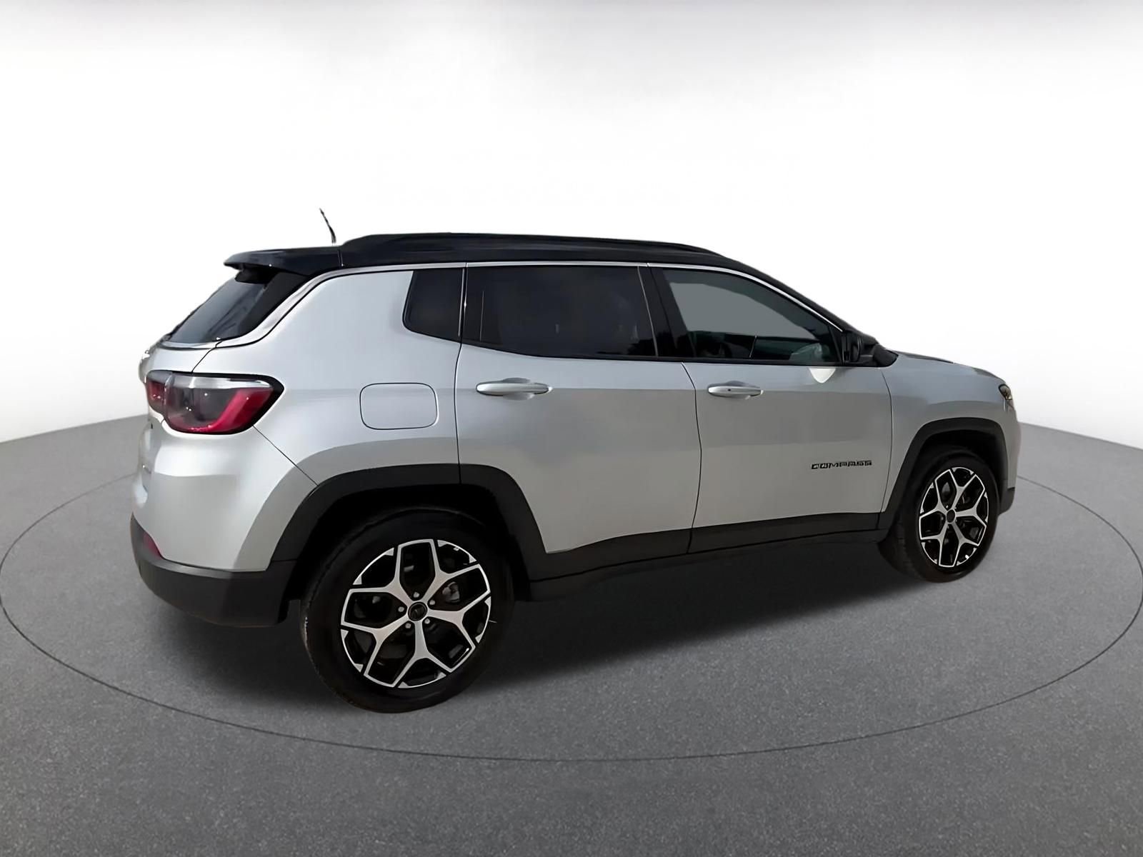 Used 2025 Jeep Compass Limited AWD/4WD image 14
