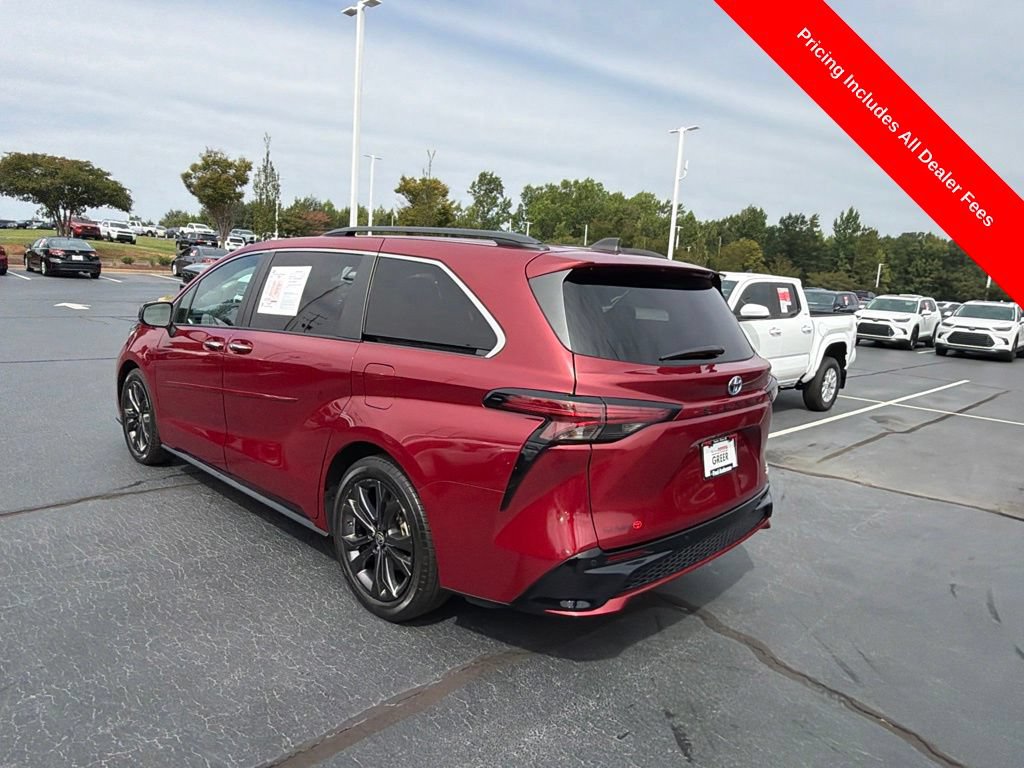 Used 2022 Toyota Sienna XSE w/ XSE Plus Package FWD image 43