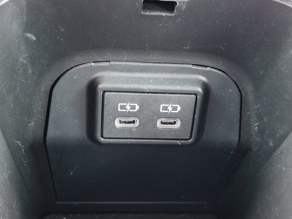 Used 2022 Toyota RAV4 XLE FWD image 26
