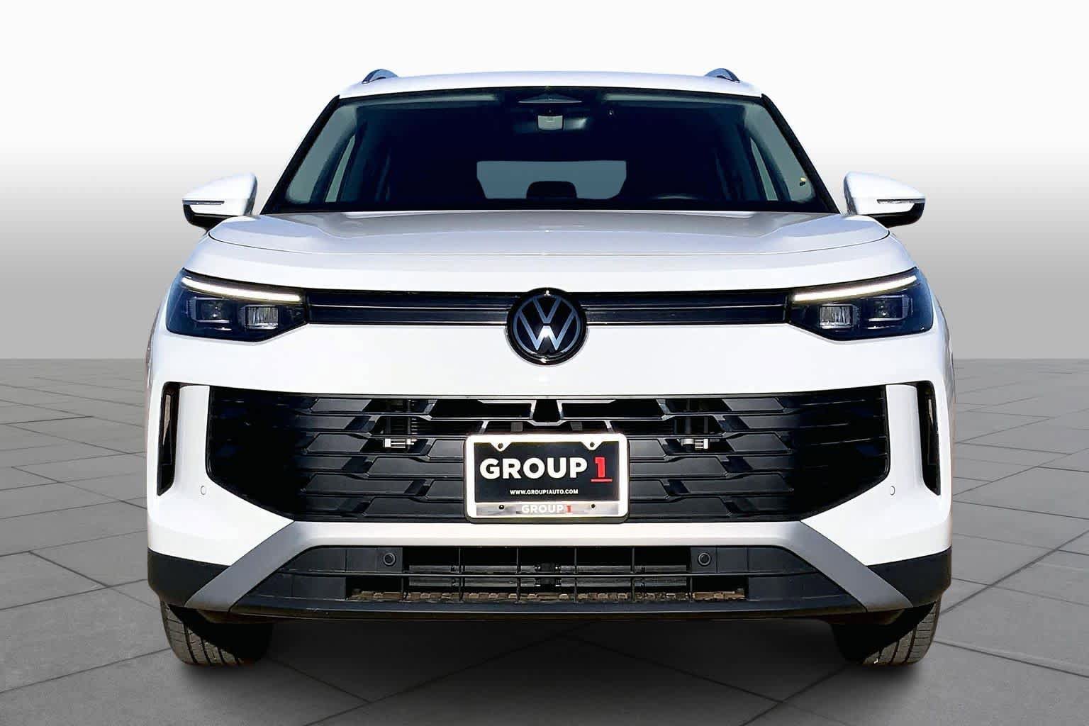 New 2026 Volkswagen Tiguan S FWD image 3
