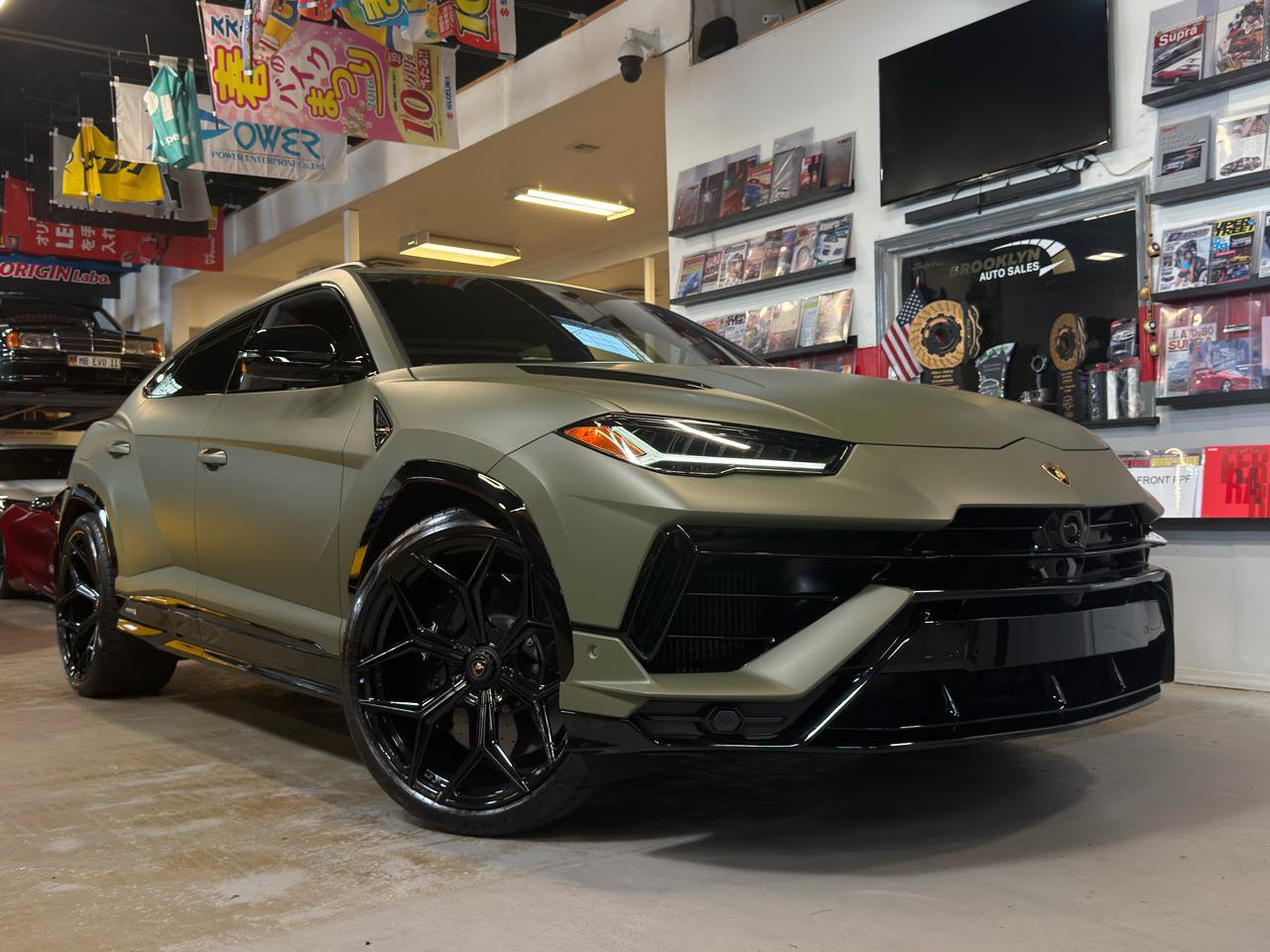 Used 2024 Lamborghini Urus S