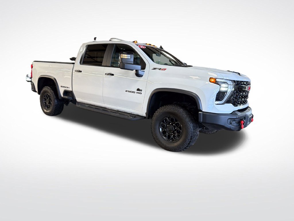 Used 2025 Chevrolet Silverado 2500 ZR2 w/ ZR2 Bison Edition AWD/4WD image 9