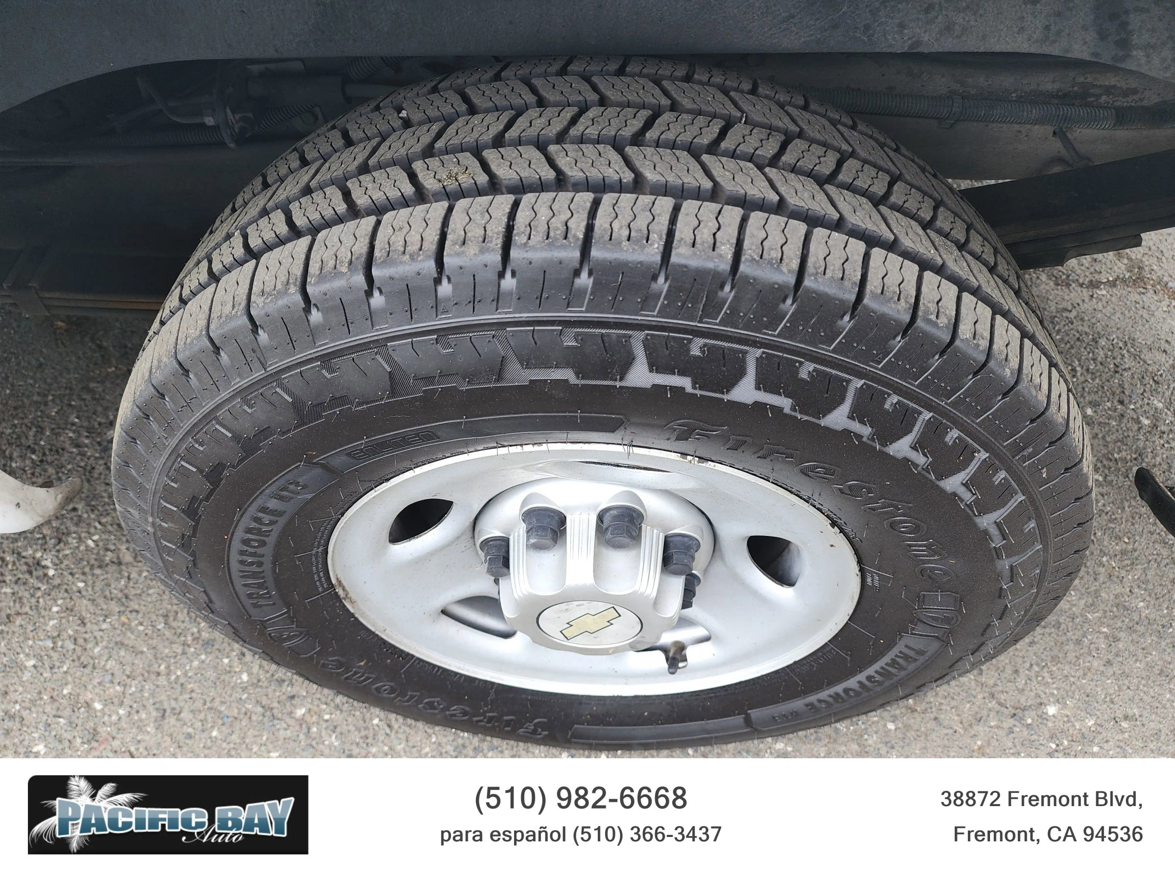 Used 2012 Chevrolet Express 2500 image 28