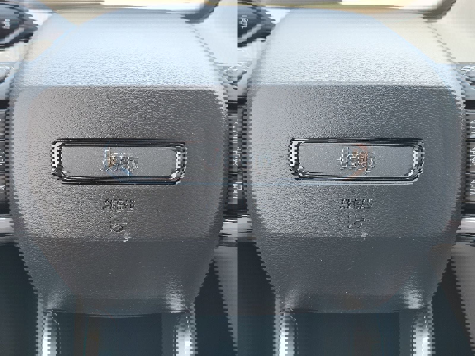 New 2026 Jeep Cherokee Limited image 37