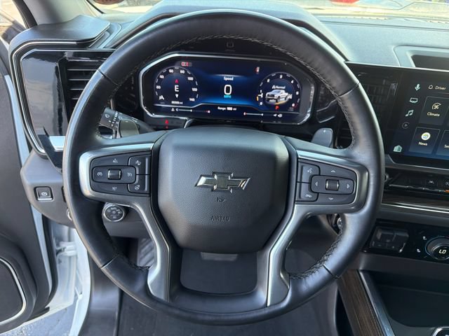 Used 2024 Chevrolet Silverado 1500 LT Trail Boss w/ Convenience Package II AWD/4WD image 16