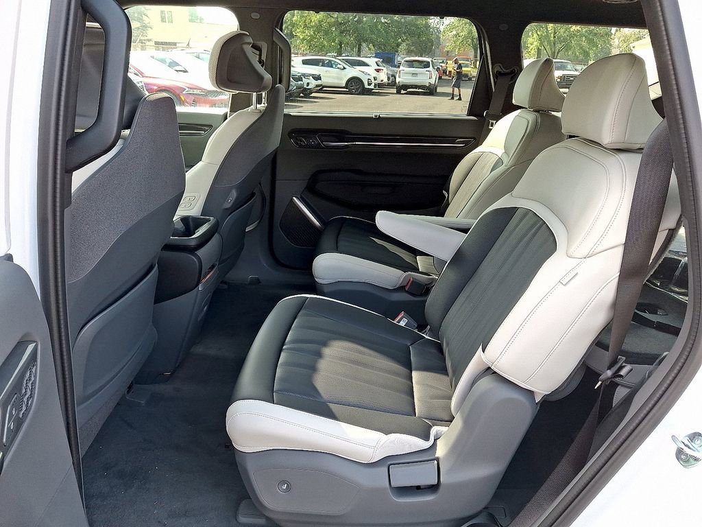 New 2026 Kia EV9 GT-Line image 7
