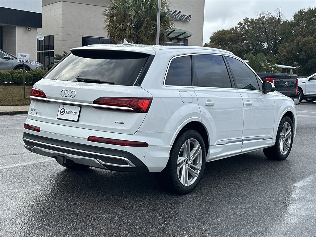 Used 2023 Audi Q7 2.0T Premium w/ Convenience Package image 7